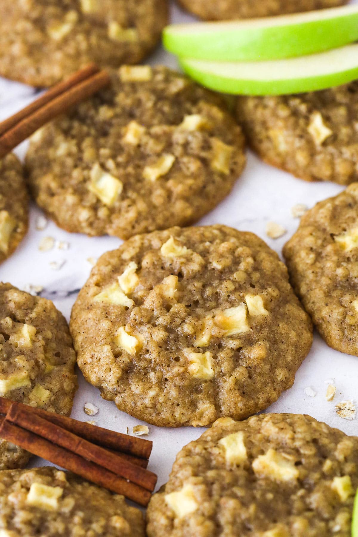 Apple Cinnamon Oatmeal Cookies